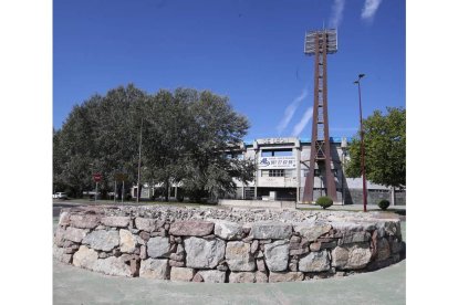 En la rotonda se colocarán los escudos de la Cultural. RAMIRO