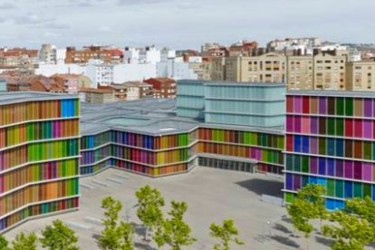 Las pasarelas de tres leoneses estarán en el Musac. JORDI BERNARDÓ