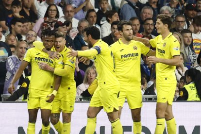 El nigeriano Samu Chukwueze firmó un doblete histórico para el Villarreal en el Santiago Bernabéu. CHEMA MOYA