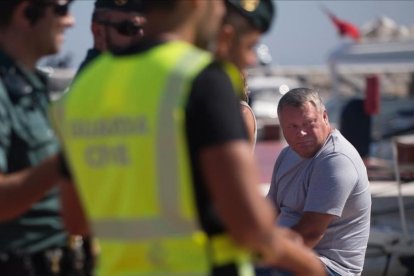 Uno de los detenidos por la Guardia Civil en Marbella.