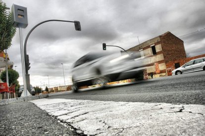 Radares falsos DGT León: dónde sitúa Tráfico las cajas vacías