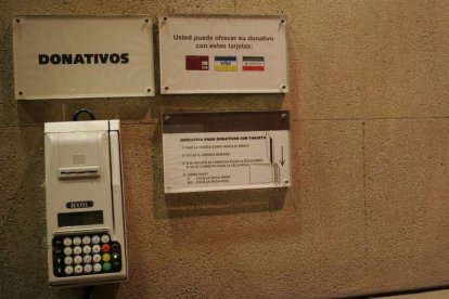 Dispositivo para los donativos electrónicos. DANIEL