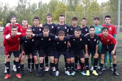 Formación del equipo de la Cultural B que disputa la final del ascenso a Liga Nacional Juvenil. FERNANDO