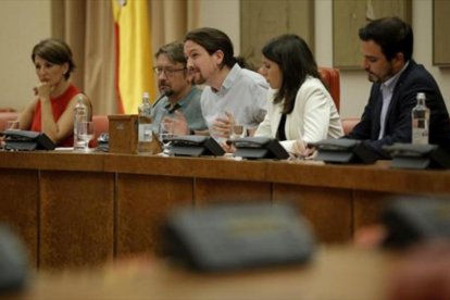 Xavier Domènech y Pablo Iglesias proponen su asamblea parlamentaria