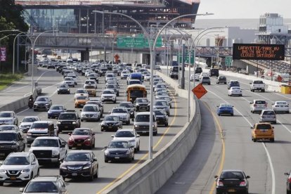 Coches entrando en Nueva York.