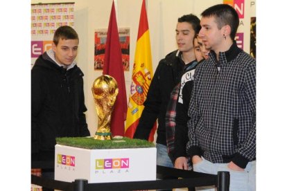 La Copa del Mundo volverá a ser expuesta en tierras leonesas.