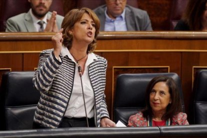 La ministra de Justicia, Dolores Delgado, en la sesión de control al Gobierno en el Congreso.