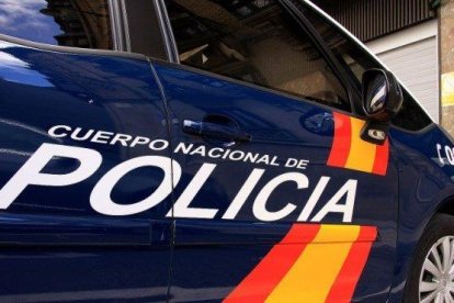 Un vehículo de la Policía Nacional