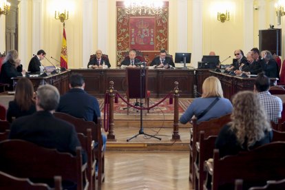 La Audiencia Provincial de León acoge el juicio contra seis acusados de estafar a más de 7.000 personas con cursos de formación en fitosanitarios. ICAL