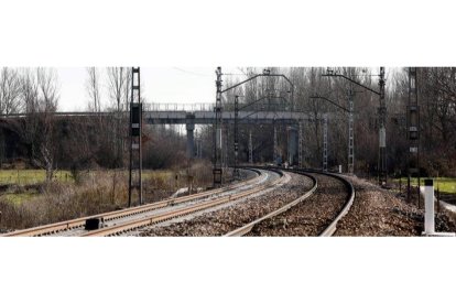 Línea ferroviaria entre León y Asturias. MARCIANO PÉREZ