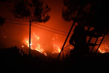 Imagen de un incendio en Corfú. GIOTA LOTSARI