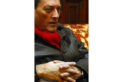 El escritor norteamericano Paul Auster en el Parador de San Marcos, donde tuvo lugar la entrevista.