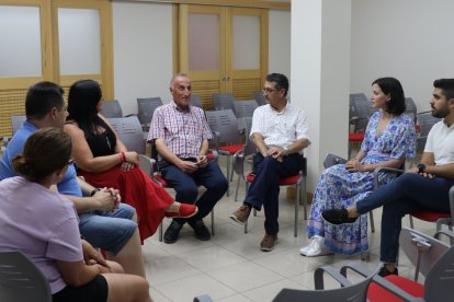 Reunión del PSOE con los examinadores de tráfico. DL