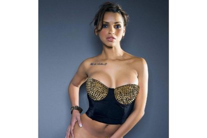 Claudia González.