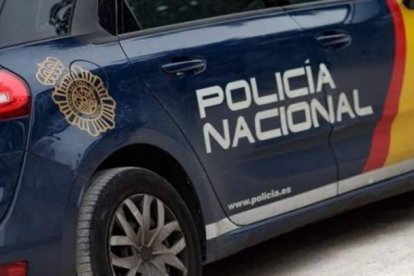 Un vehículo de la Policía Nacional