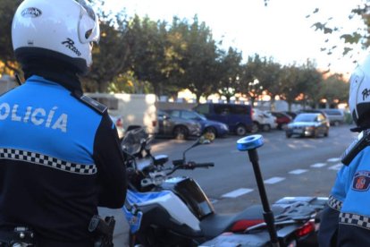 Agentes de la Policía Local en León. RAMIRO