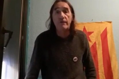 Fredi Bentanachs en el vídeo en que llama a una levantamiento y a tomar el Parlament.