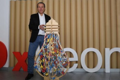 Ernesto González Castañón es el organizador de los eventos TEDxLeón, con la colaboración de un entusiasta equipo de voluntarios. SECUNDINO PÉREZ