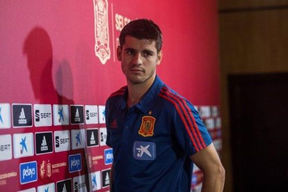 Álvaro Morata en la sala de prensa de la Ciudad del Fútbol de Las Rozas.