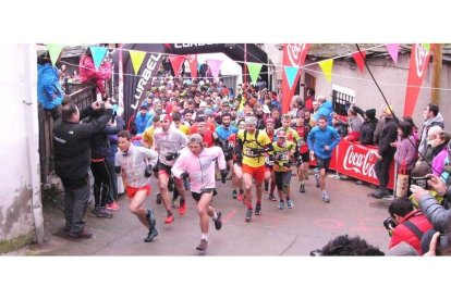 La línea de salida desde Santa Cruz (también fue la meta) reunió a 500 atletas, algunos de ellos primeros espadas a nivel mundial. DL