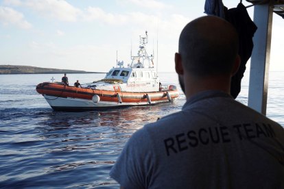 El Gobierno ofrece Algeciras como puerto de destino al Open Arms