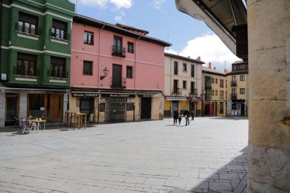 Durante la madrugada tuvo lugar una pelea en la plaza de San Martín. SECUNDINO PÉREZ