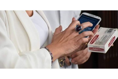 Lectura de los prospectos de los medicamentos para personas con discapacidad visual. QUIJOTES