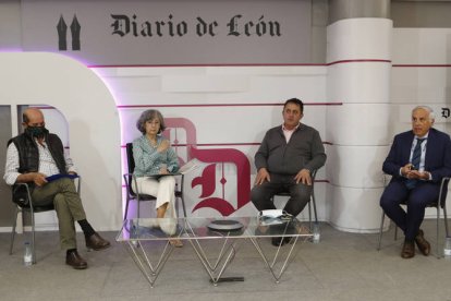 Un momento de la mesa redonda 'La fuerza del cooperativismo". RAMIRO