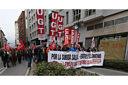 Los manifestantes bercianos recorrieron el centro de Ponferrada