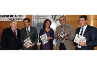 Antonio Gamoneda, José Luis Ulibarri, María Josefa García Cirac, Ernesto Escapa y Pablo Lago.