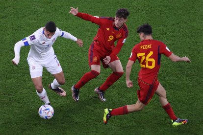 Gavi y Pedri destellan calidad y juventud en una España que está brillando en el Mundial. TAHERKENAREH