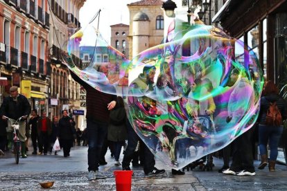 La calle Ancha, el centro neurálgico de León. RAMIRO