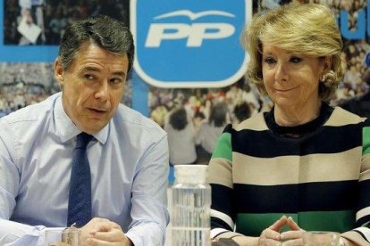 Ignacio González y Esperanza Aguirre, en una reunión del comité de dirección del PP de Madrid.