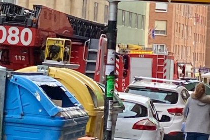 Los bomberos, en acción. DL