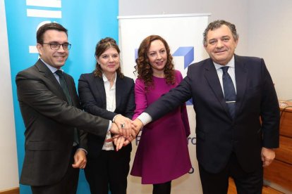 Jorge Campelo, Beatriz Álvarez, Cristina Santos y Miguel Antonio Álvarez. L. DE LA MATA