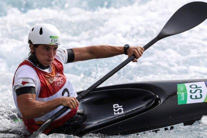 La española Maialen Chourraut durante la competencia de Kayak (K1) femenino, de piragüismo modalidad eslalon, durante los Juegos Olímpicos Río 2016 en el Estadio Whitewater de Deodoro, Río de Janeiro