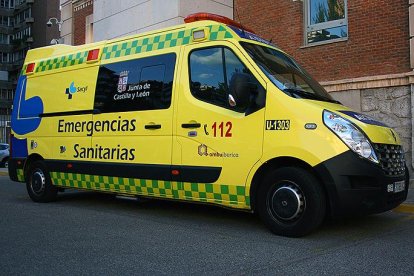 Una ambulancia del Sacyl