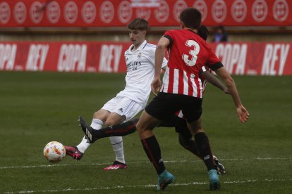 El Real Madrid se mostró superior al Athletic Club. FERNANDO OTERO