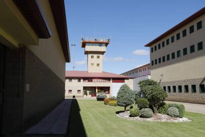 Vista de la prisión de Villahierro, en imagen de archivo. MARCIANO PÉREZ