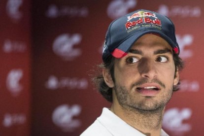 Carlos Sainz Júnior, nuevo piloto de Renault F-1