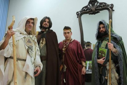 Los participantes en la presentación del libro ‘Noche de druidas’.