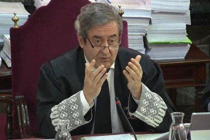 El fiscal Javier Zaragoza, en la segunda jornada del juicio del procés.