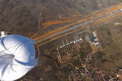 Imagen tomada desde un globo realizada por una de las empresas que han hecho pruebas desde el Aeropuerto de León.  ZERO2INFINITY