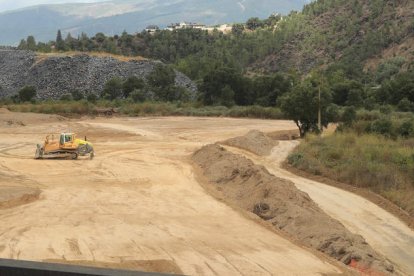 Estado de las obras en Valdeorras para dar salida a la pizarra y conectar la N-536 que parte de Ponferrada con la N-120 en O Barco. L. DE LA MATA