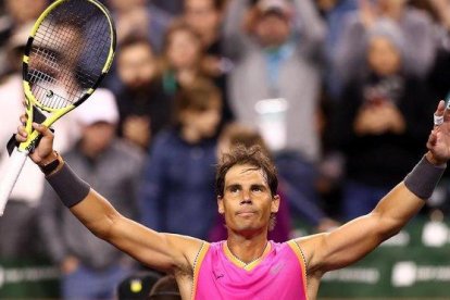 Rafa Nadal festeja su victoria en Indian Wells.