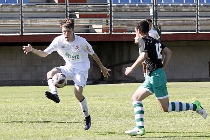 El equipo leonés se mostró muy superior a su rival. MARCIANO PÉREZ