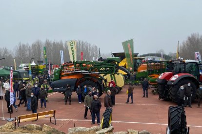 Feria de Febrero en Valencia de Don Juan, que ha abierto sus puertas esta mañana. RAMIRO