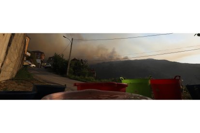 La localidad de San Pedro de Trones, este miércoles por la tarde. ANA F. BARREDO