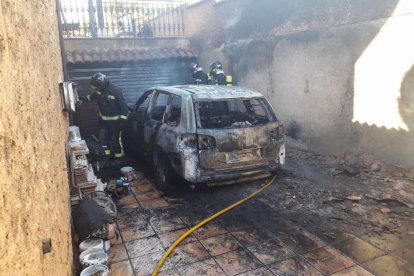 Imagen del estado en el que quedó el patio de la vivienda