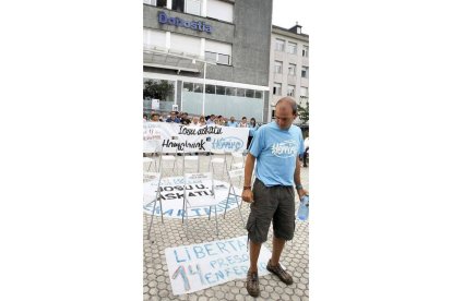 El representante del colectivo de apoyo a presos de ETA.